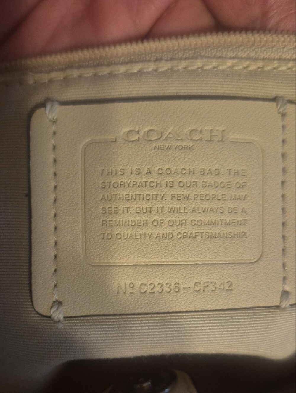 EUC!! Coach Beige & Cream Signature Canvas Tote - Picture 9 of 11
